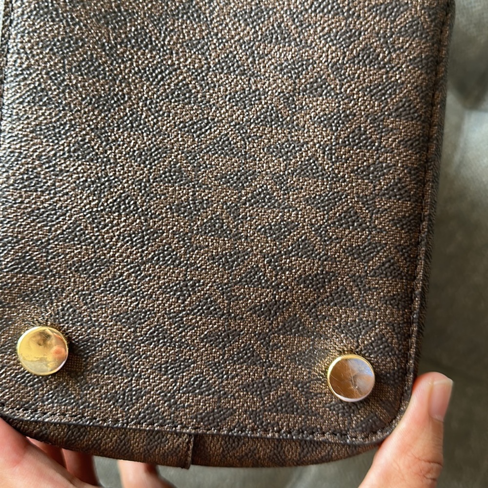 Michael Kors Pocket Tote - Picture 7 of 9